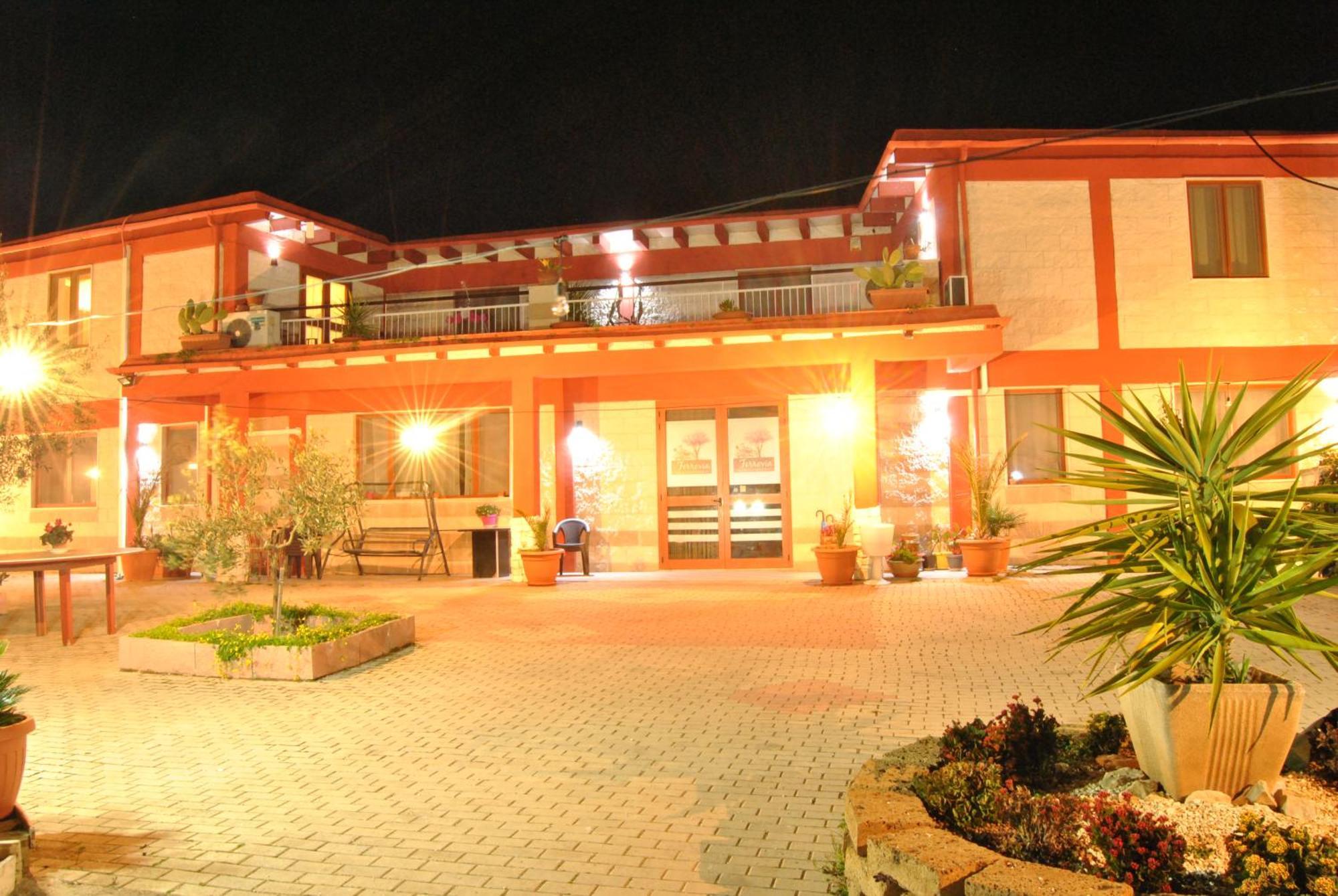 Agriturismo La Ferrovia Molfetta Eksteriør billede